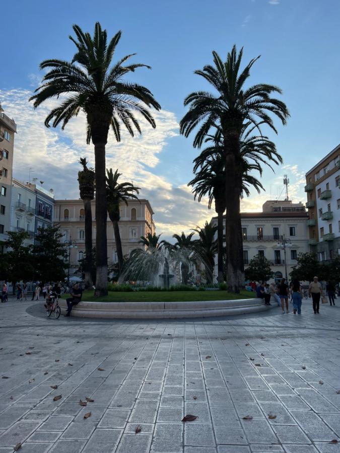 Suite Cavour Luxury Home Taranto Eksteriør billede