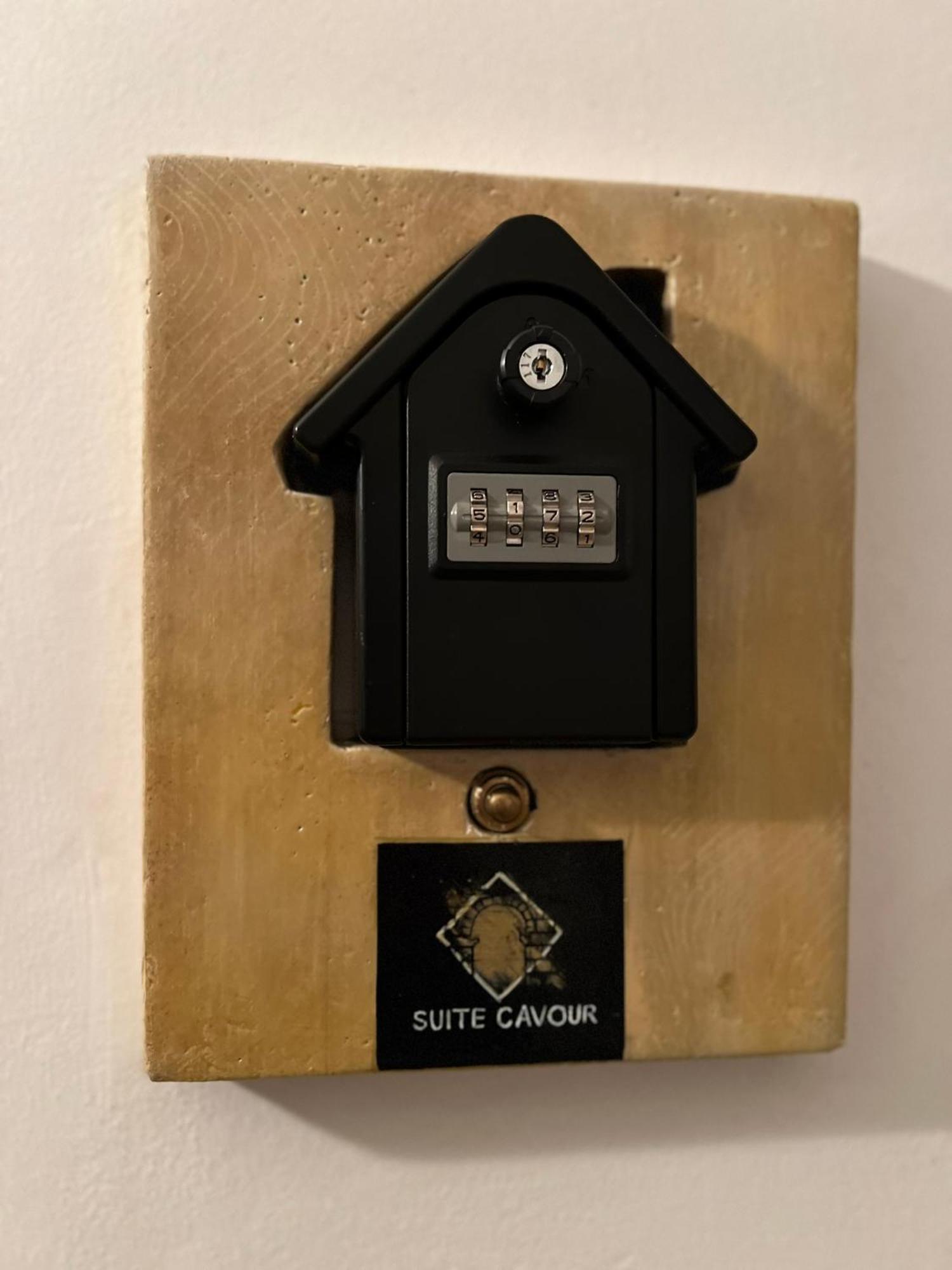 Suite Cavour Luxury Home Taranto Eksteriør billede