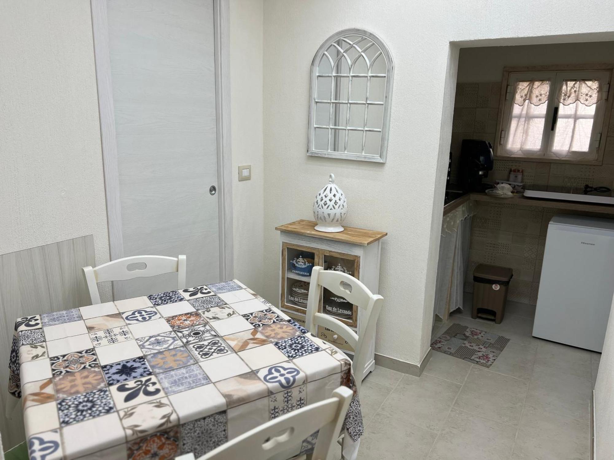 Suite Cavour Luxury Home Taranto Eksteriør billede